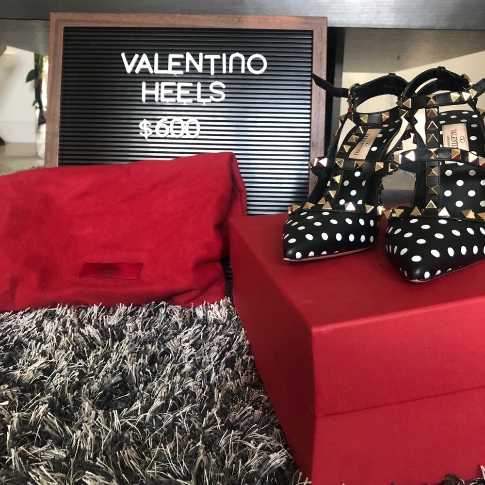 ✨ Valentino Heels ✨